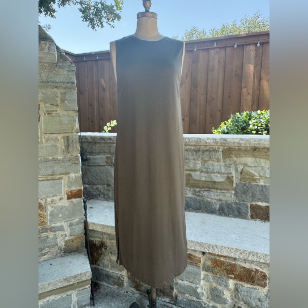 H&M Sleeveless Olive Dress